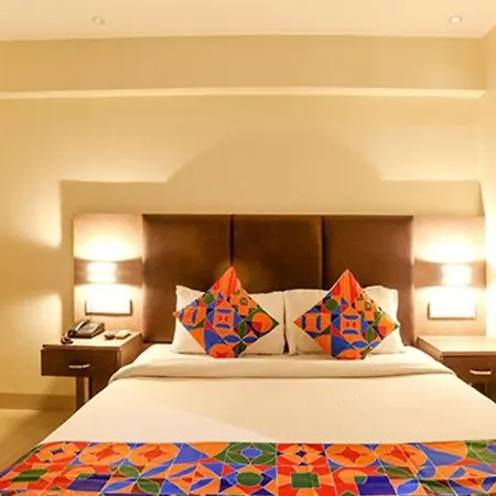 Via West - Nr International Airport 3* Mumbai