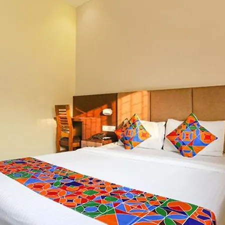 Hotel Via West - Nr International Airport 3*
