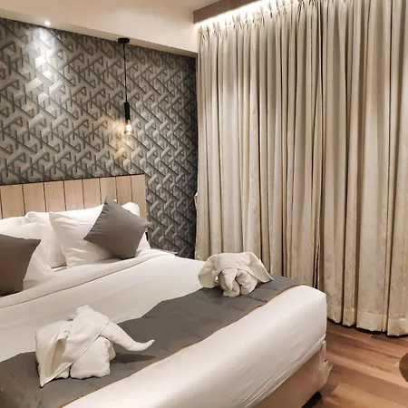 Maxxvalue Midc - Andheri 3*