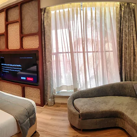 Maxxvalue Midc - Andheri Hotel Mumbai