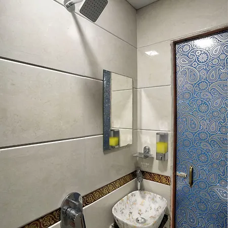 Hotel Tip Residency 3*