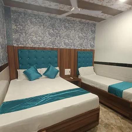 Hotel Tip Residency 3*