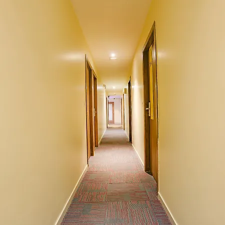 Hotel Fabhotel Royal International - Nr International Airport Mumbai