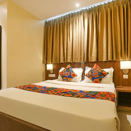 Fabhotel Royal International - Nr International Airport