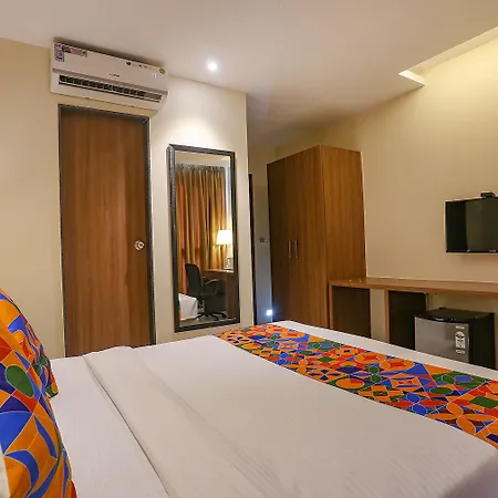 Hotel Fabhotel Royal International - Nr International Airport