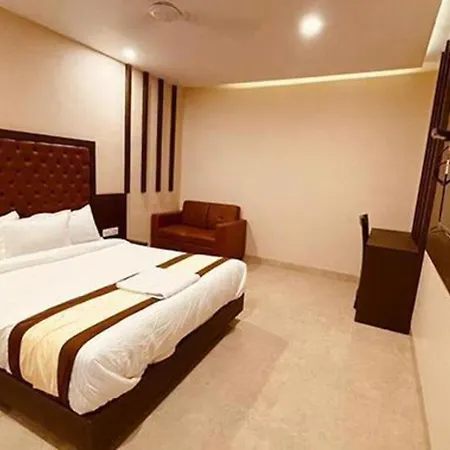 Hotel Fabhotel Vertigo