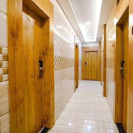 Hotel National 2*