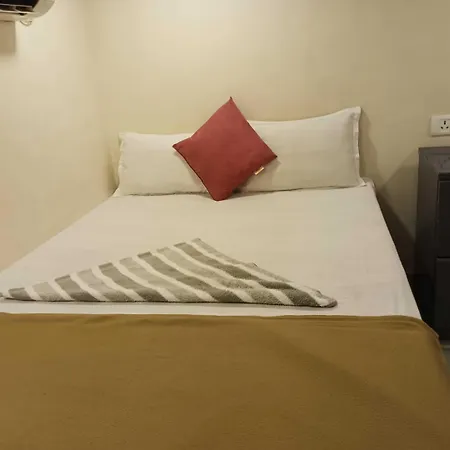 New Tara By Glitz Guest house