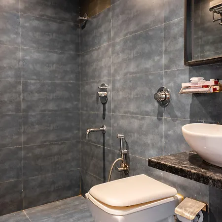 Arnna-Nesco Goregaon Hotel 4*