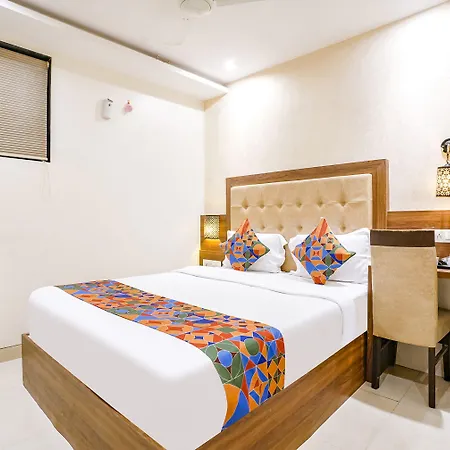 Fabhotel Amber Palace - Nr & Csmt Station Hotel