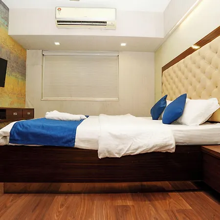 Zenith Homes - Powai 3* Mumbai