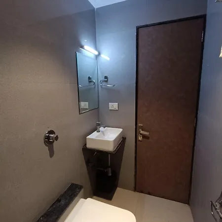 Hotel West Mumbai