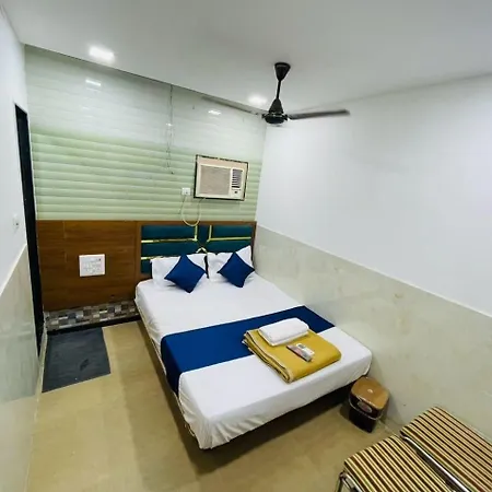 Hotel O Radha Palace Mumbai