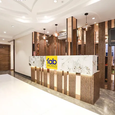 Fabexpress Divine Hospitality 4* Mumbai