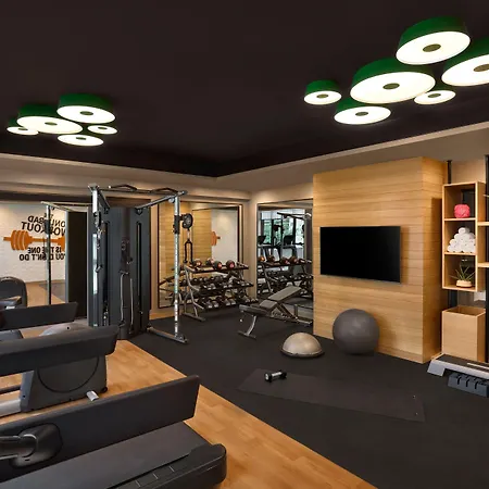 Hotel Moxy Andheri West Mumbai