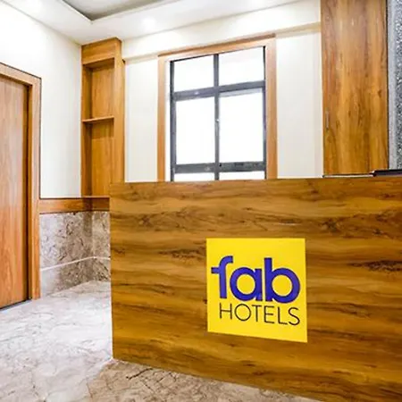 Fabhotel 7 Square - Nr Bkc Hotel