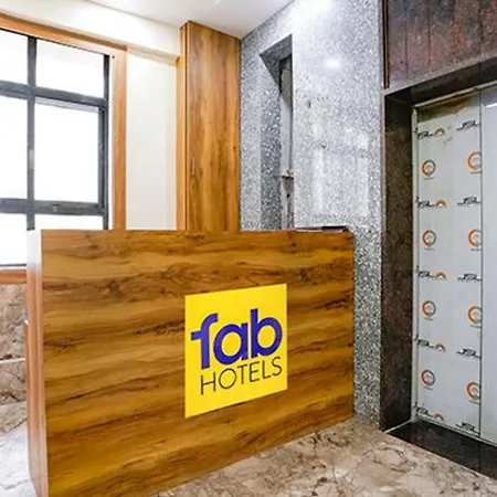 Fabhotel 7 Square - Nr Bkc 3*
