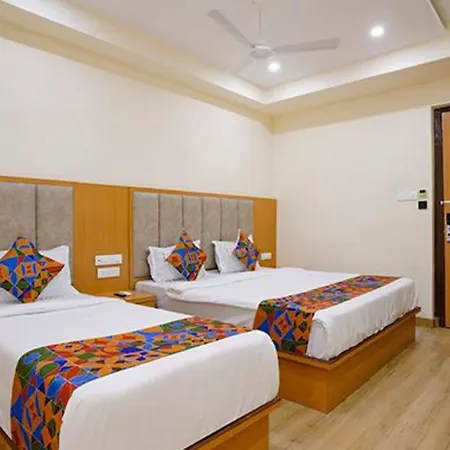 Fabhotel 7 Square - Nr Bkc Mumbai