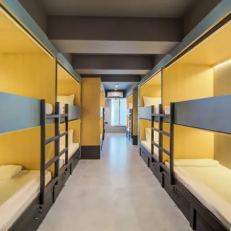Hostel Dorms *