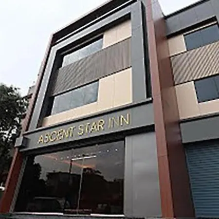 Ascent Star - Near International Airport Hotel