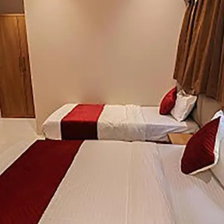 Hotel Ascent Star - Near International Airport