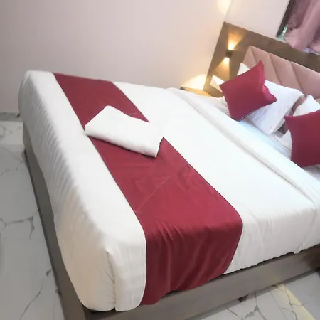 Classy Comfort Near Exhibition Centre Nesco 2* Mumbai