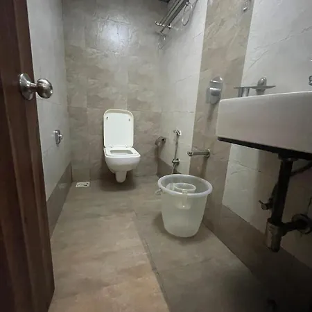 Avion Park Executive Hotel 3*