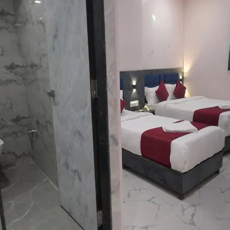 Classy Comfort Near Exhibition Centre Nesco 2*