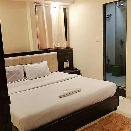 Avion Park Executive Hotel