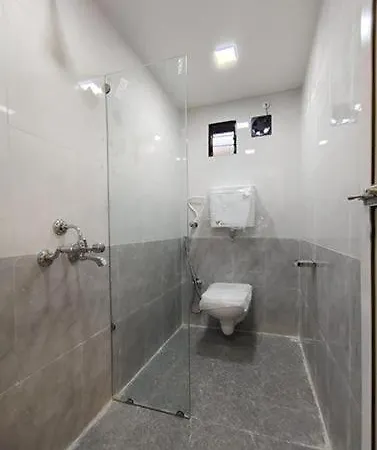 Bed & Breakfast Akasa Residency Near T-2 International Airport *