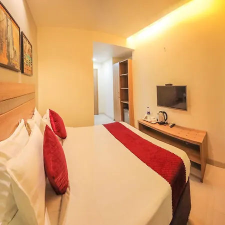 Bed & Breakfast Akasa Residency Near T-2 International Airport Mumbai