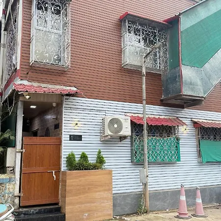 Villa Lavish Row House Near Us Consulate Bkc & Nmacc & Jio World Center *
