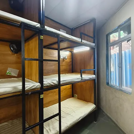 Hostel Hans