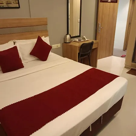 Bed & Breakfast Akasa Residency Near T-2 International Airport Mumbai