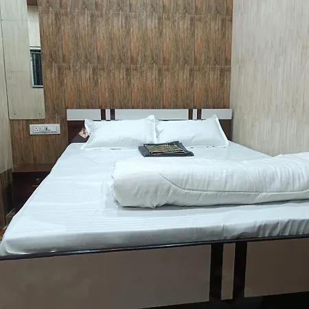 Aparthotel Bhagirath *