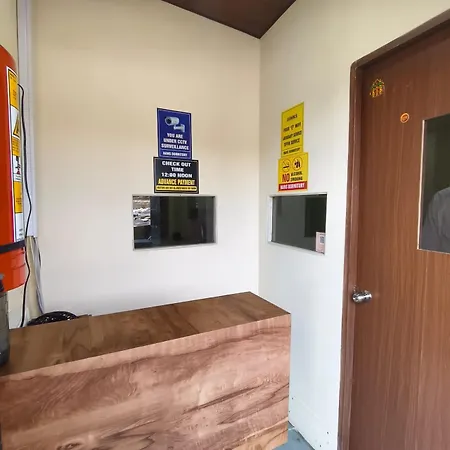 Hans Hostel
