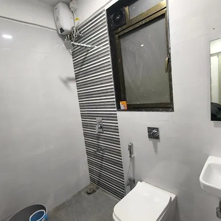 Iuc 301 Private 1bhk 3 Min Nesco Nirlon Apartment