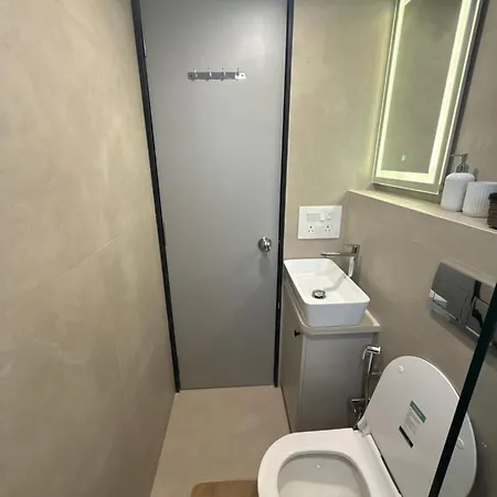 Apartment Bandra's Prime Mumbai