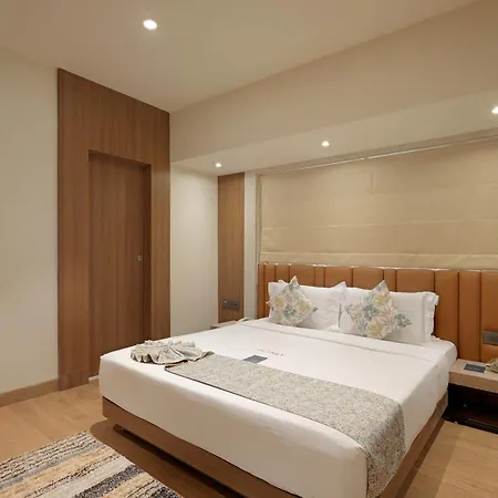 Planet Boutique Hotel 3*