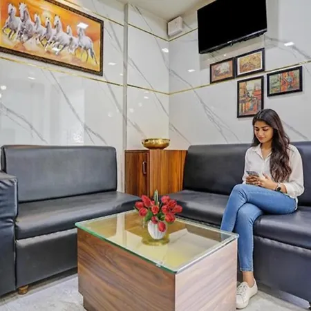Via Chembur Residency 4*