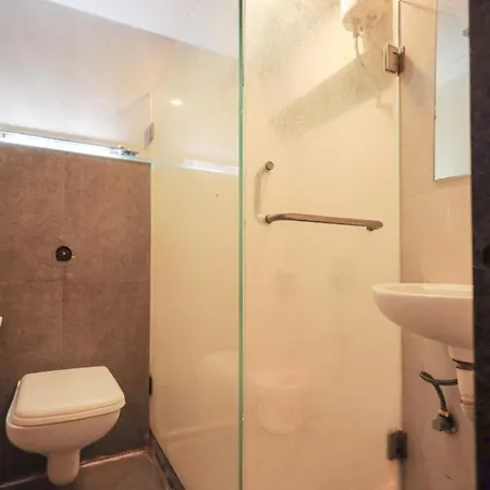Akasa International Near T-2 International Airport Hotel