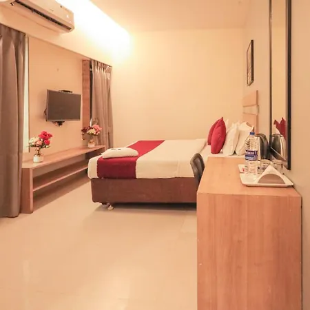 Hotel Akasa International Near T-2 International Airport