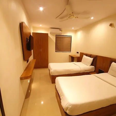 Hotel Lancaster 3*
