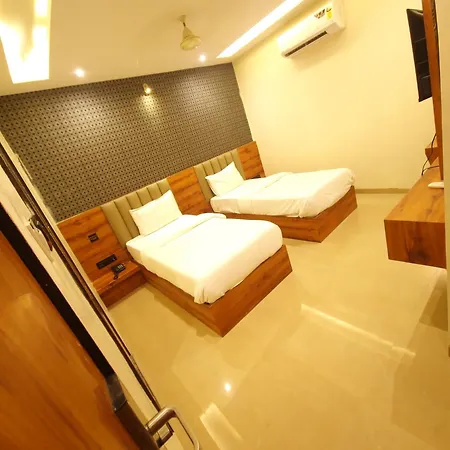 Lancaster 3* Mumbai