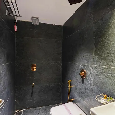 Isra Comfort Hotel