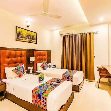 Treebo Empire Hotel