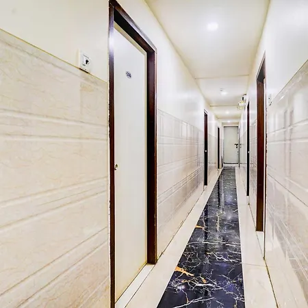 Townhouse Ulhasnagar Railway Station Hotel