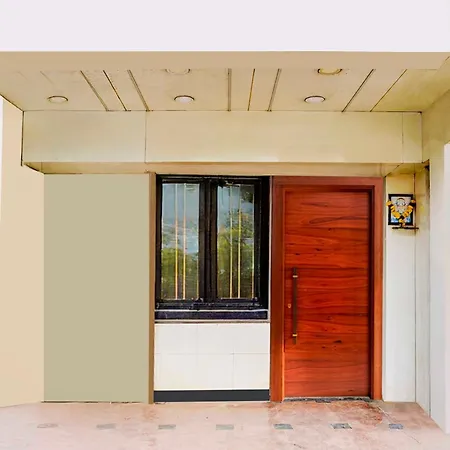Townhouse Ulhasnagar Railway Station Hotel