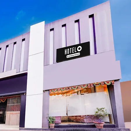 Townhouse Asalpha Near International Airport 3* Mumbai