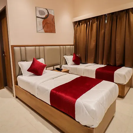 Ascent Star - Near International Airport Hotel